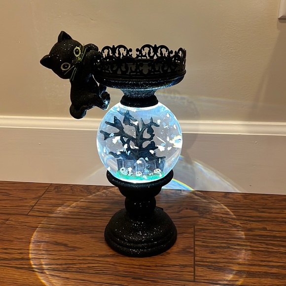 Bath & Body Works Holiday Bath And Body Works Snow Globe Candle